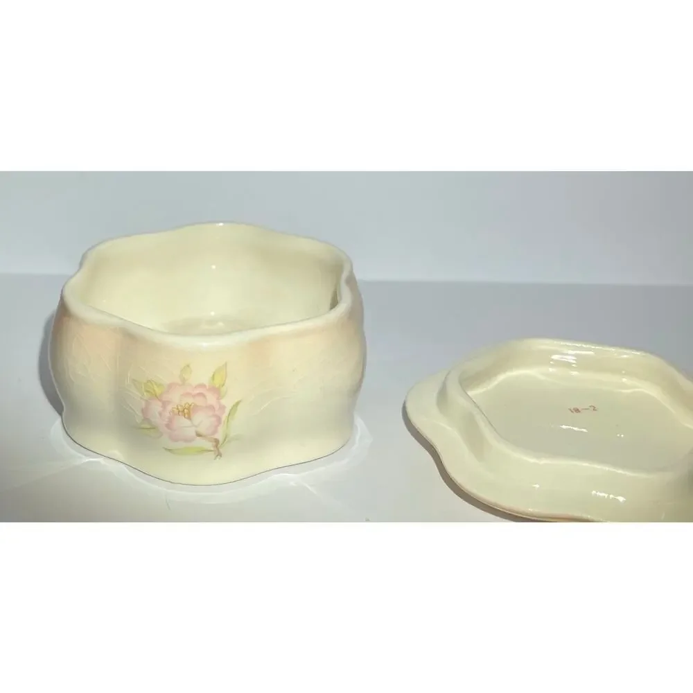 Vintage Retro Porcelain Flower Trinket Box PALISSY Royal Worcester w lid England